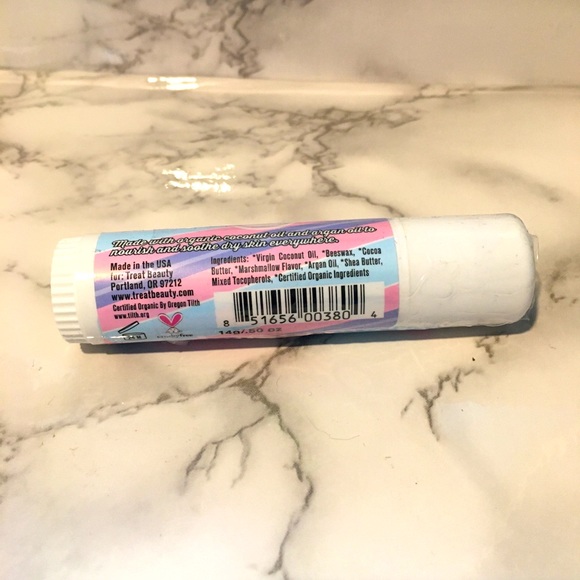 Treat Marshmallow Moisture Balm - Picture 3 of 6